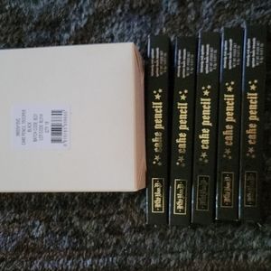 Kat von D cake pencil